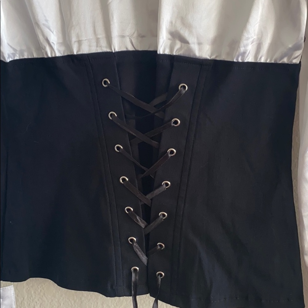 Adiva Blouse/ corset - Picture 7 of 7